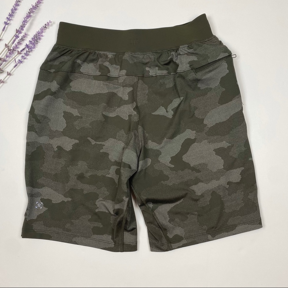 Lululemon THE Linerless Short In Mesh Camo Max Dark Olive